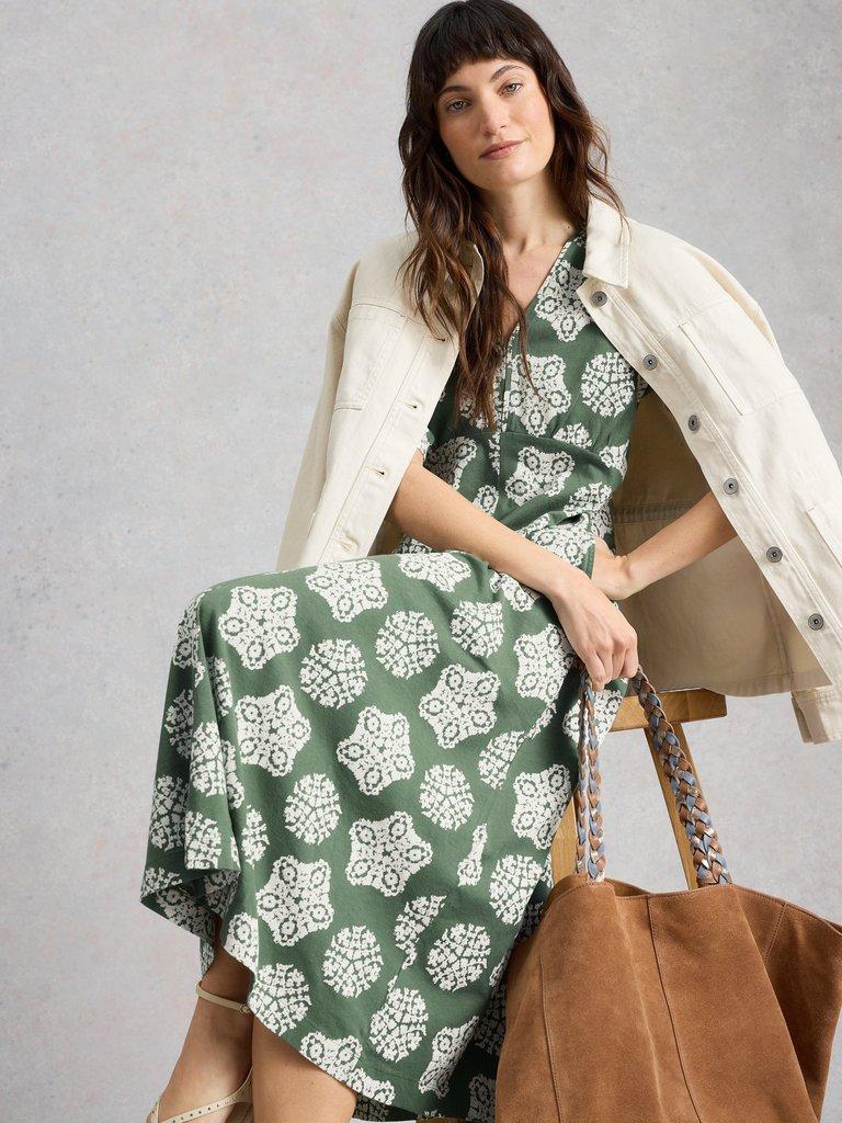 Megan Jersey Short Sleeve Midi Dress in GREEN PR - LIFESTYLE