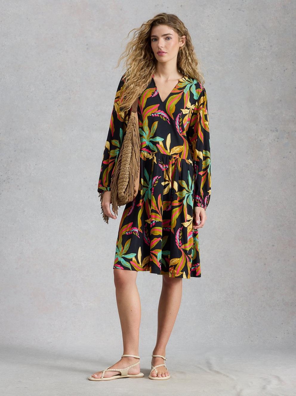 Lola Jersey Notch Neck Dress in BLK MLT - MODEL FRONT