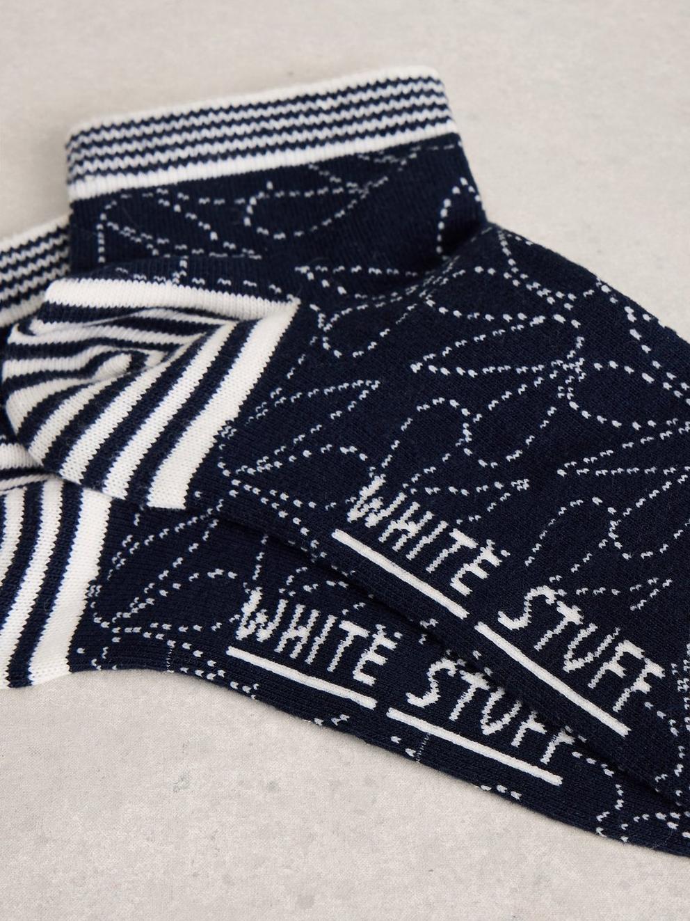 Linear Floral Trainer Sock in DARK NAVY - FLAT DETAIL