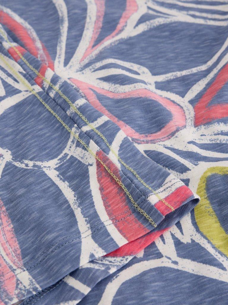 NELLY COTTON NOTCH NECK T-SHIRT in TEAL PR - FLAT DETAIL