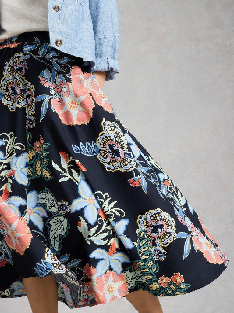 Abigail Midi Skirt Printed in NAVY PR - LIFESTYLE