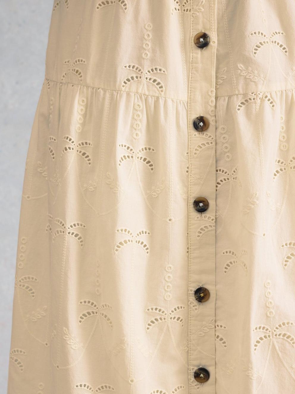 Ruben Broderie Midi Skirt in NAT WHITE - MODEL DETAIL