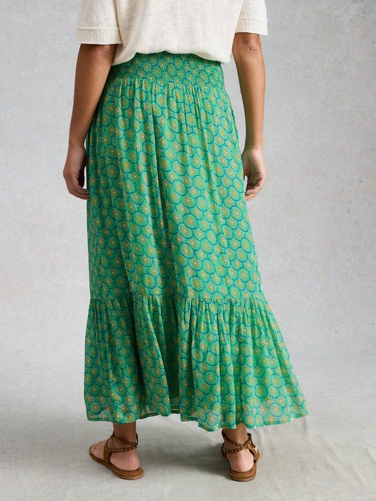 Yuri Maxi Skirt in GREEN PR - MODEL BACK