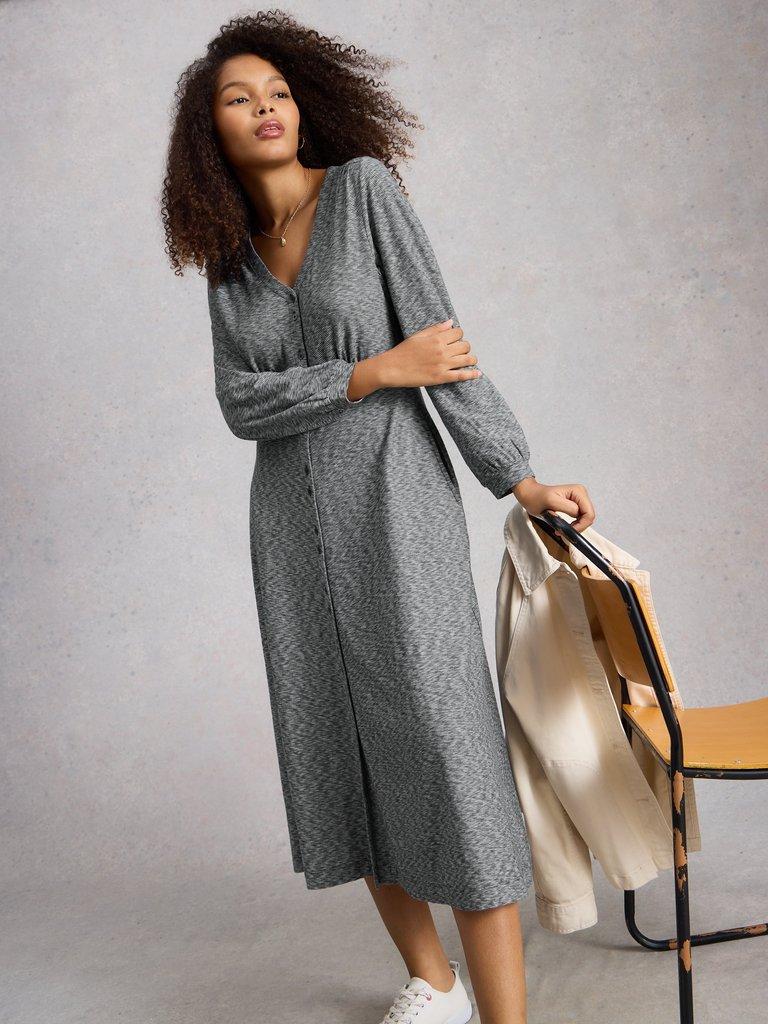 Megan Button Jersey Dress in NAVY MULTI - MODEL DETAIL