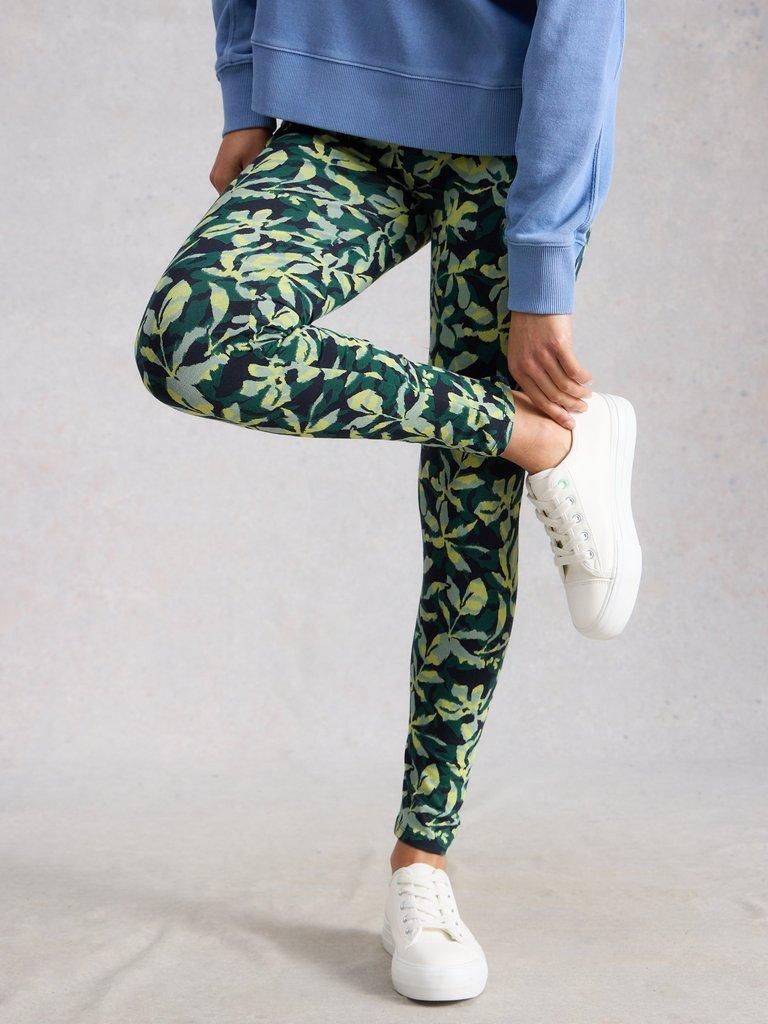 Margot Leggings in TEAL PR - LIFESTYLE