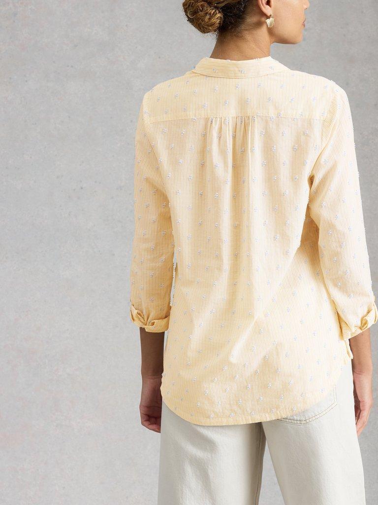 Sophie Organic Cotton Print Shirt in YELLOW MLT - MODEL BACK