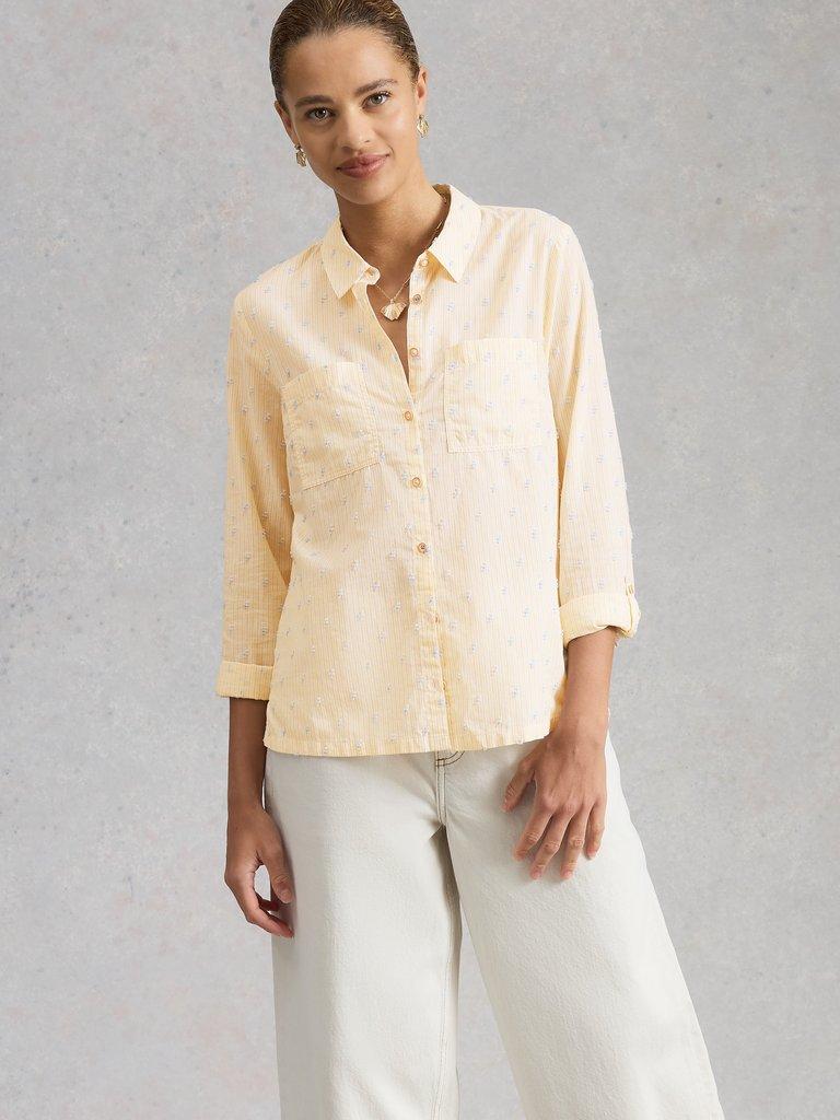 Sophie Organic Cotton Print Shirt in YELLOW MLT - MODEL DETAIL