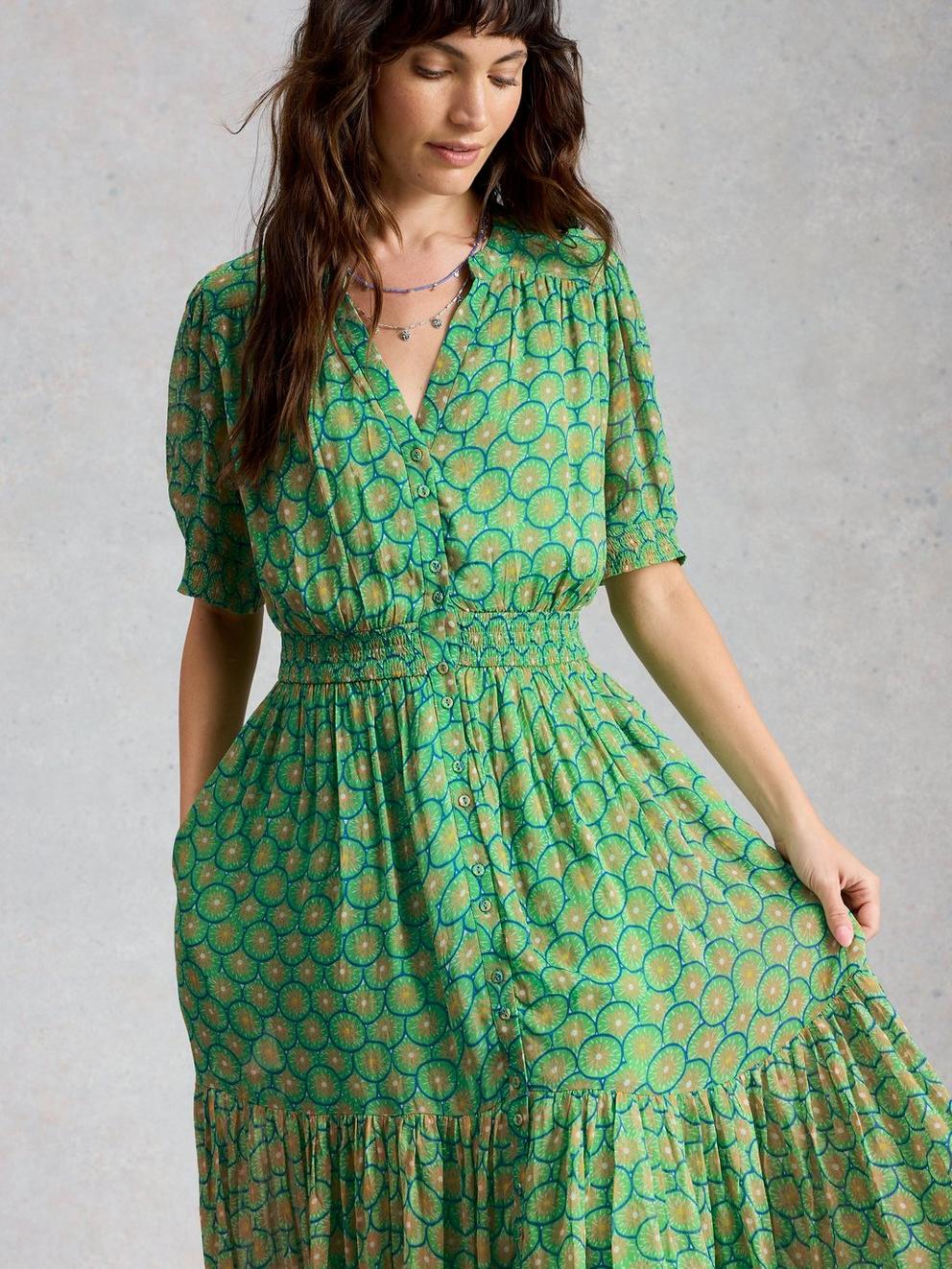Yuki Midi Dress in GREEN PR - MODEL DETAIL