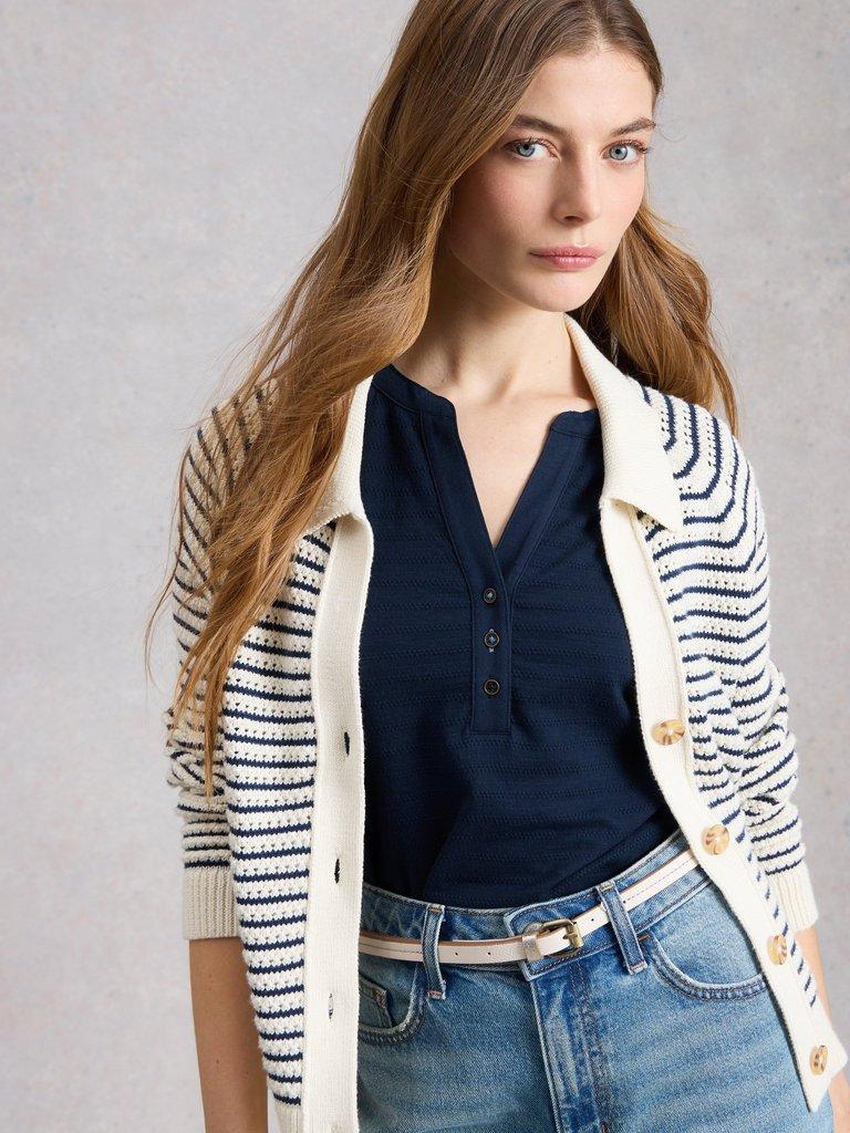 NORA TEXTURE NOTCH VEST in DARK NAVY - LIFESTYLE