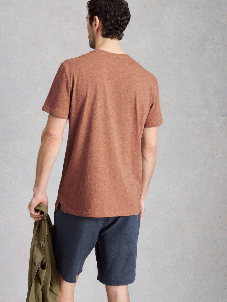 Abersoch Mountain Graphic Tee in PINK PR - MODEL BACK