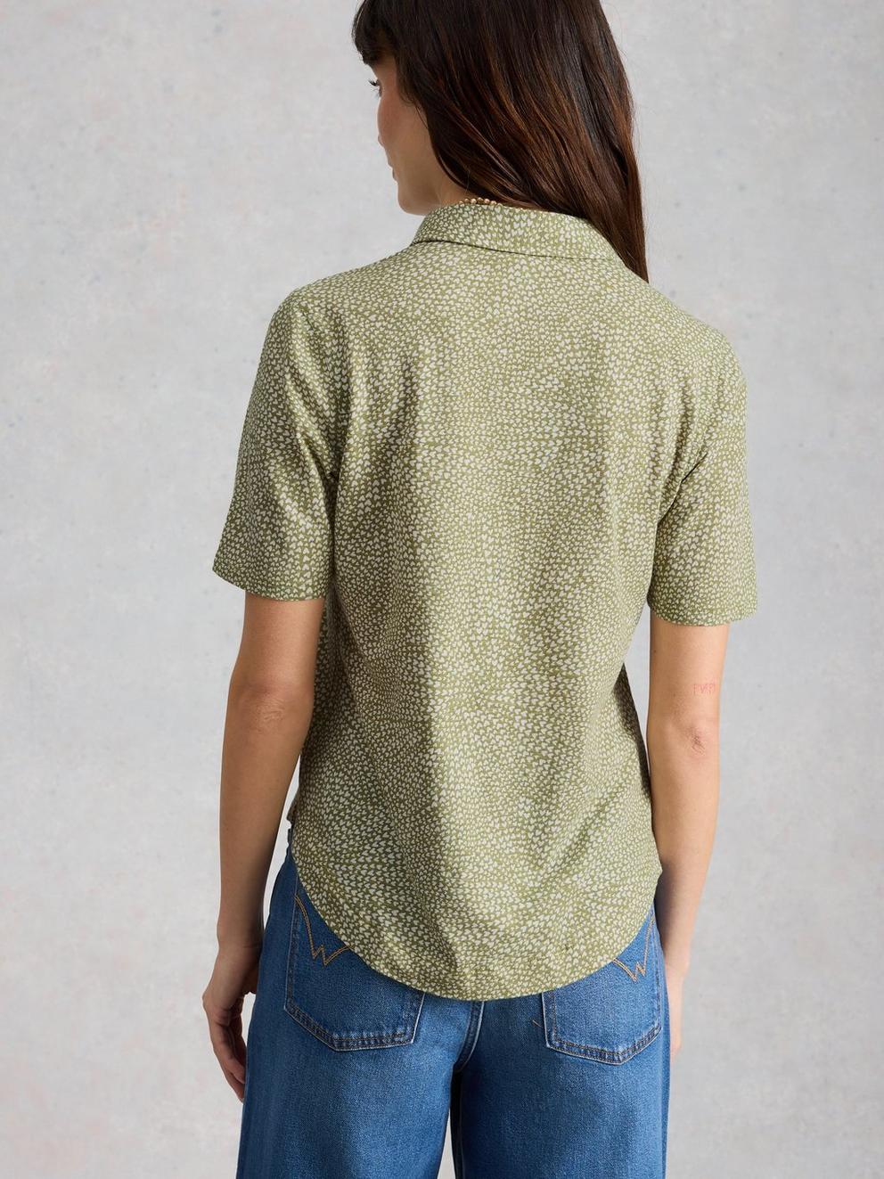 ANNIE JERSEY SHORT SLEEVE COLLARED SHIRT in GREEN MLT - MODEL BACK