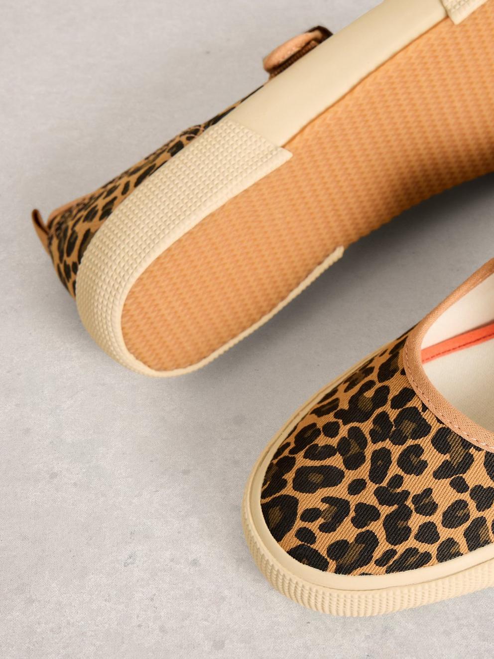 Pippa Mary Jane Trainer in BROWN MLT - FLAT DETAIL