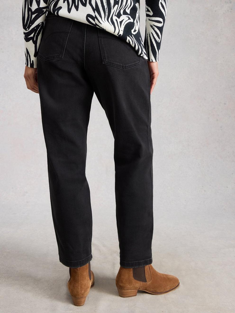 Freya Weekend Ankle Length Jean in WASHED BLK - MODEL BACK