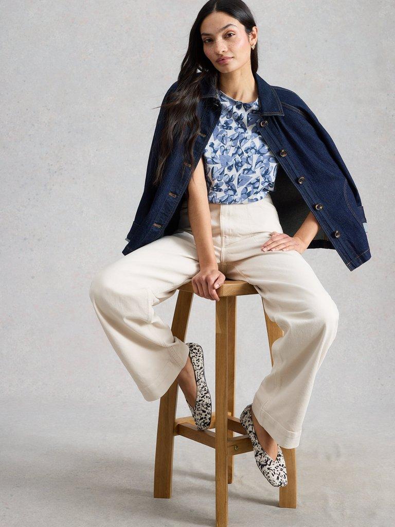 ABBIE CREW NECK T-SHIRT in BLUE MLT - LIFESTYLE