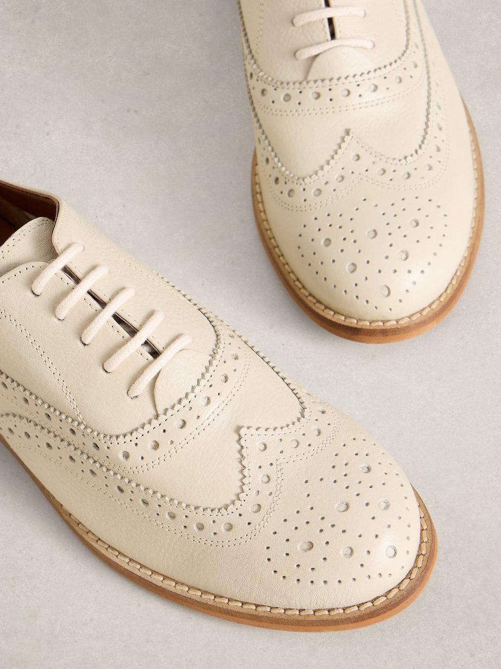 Thistle Lace Up Style Brogue in PALE IVORY - FLAT DETAIL