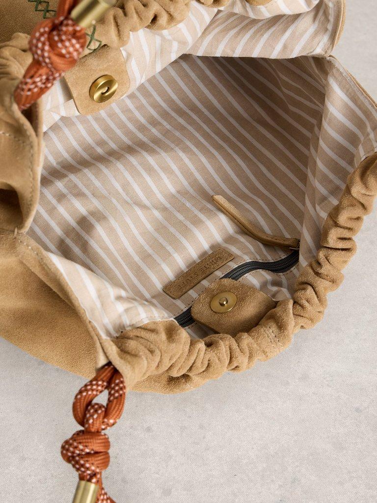 Callie Shoulder Bag in LGT NAT - FLAT DETAIL