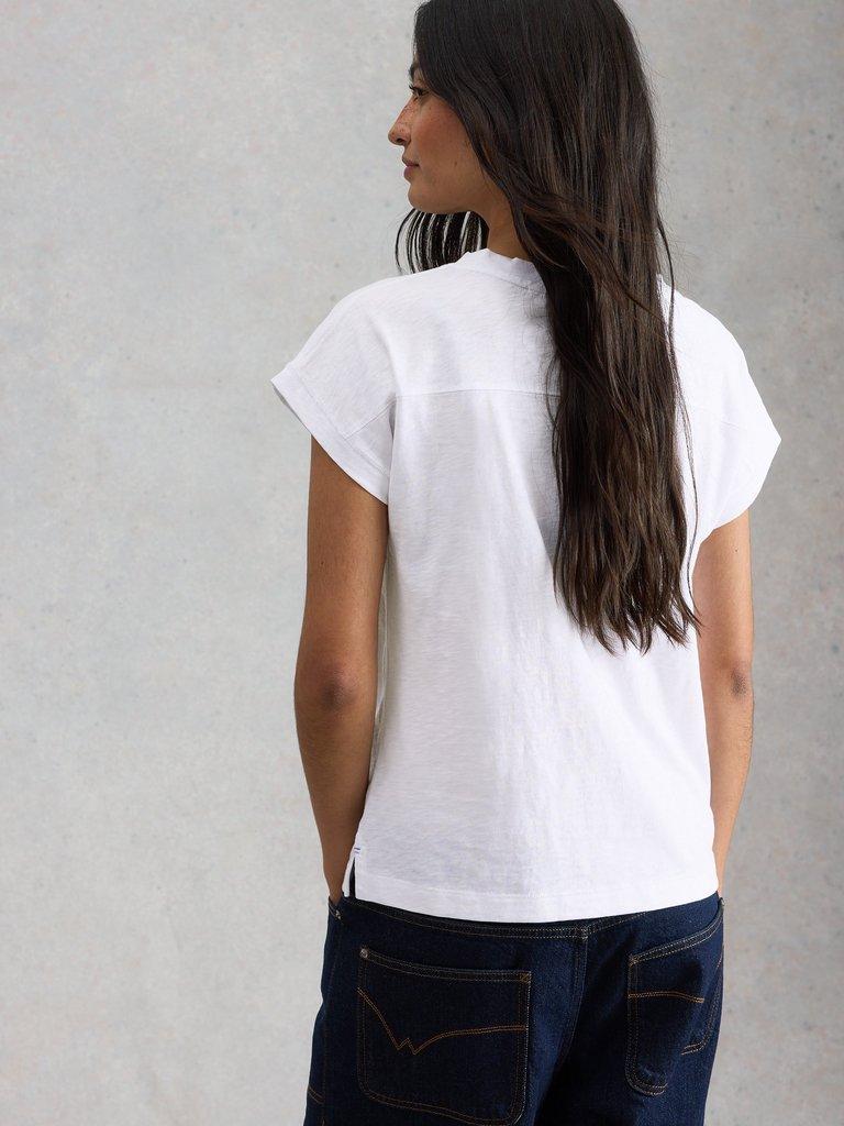 NEVE V NECK TEE in BRIL WHITE - MODEL BACK