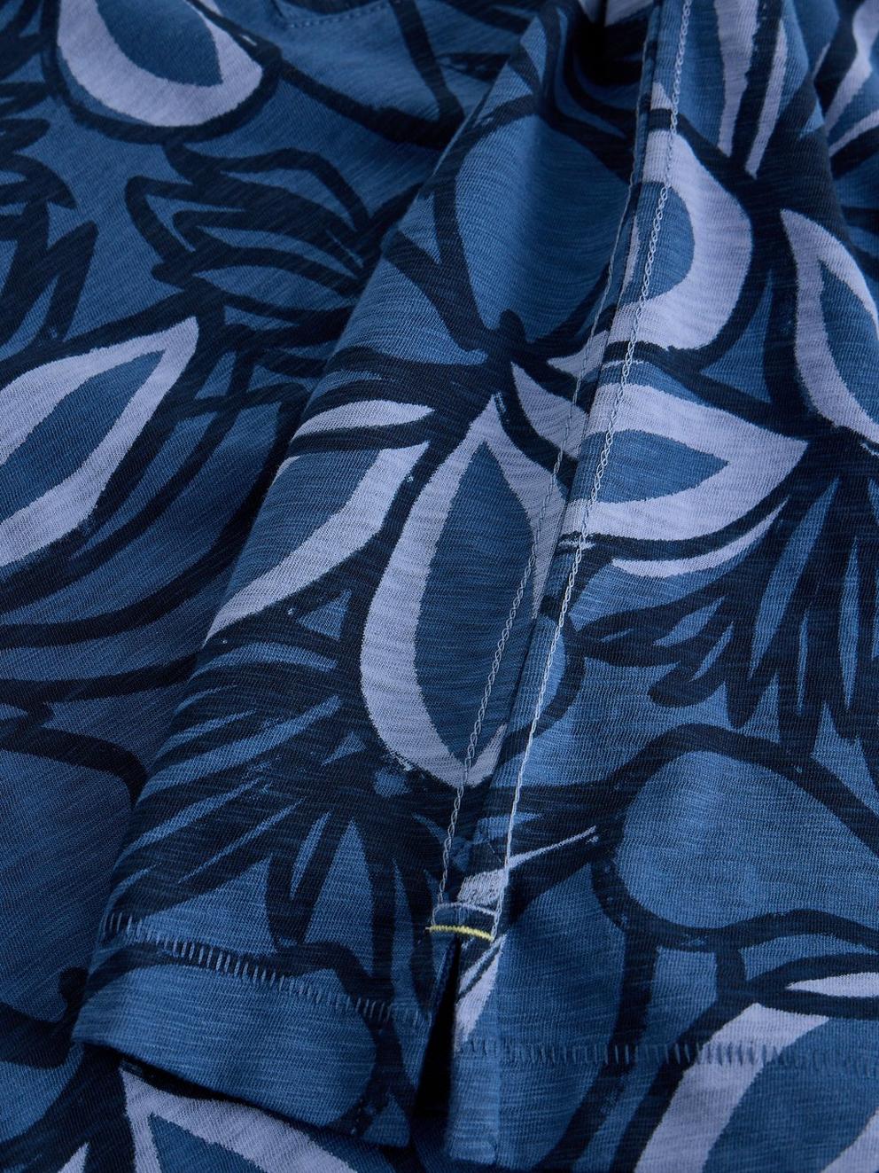 NINA NOTCH NECK TEE in BLUE PR - FLAT DETAIL