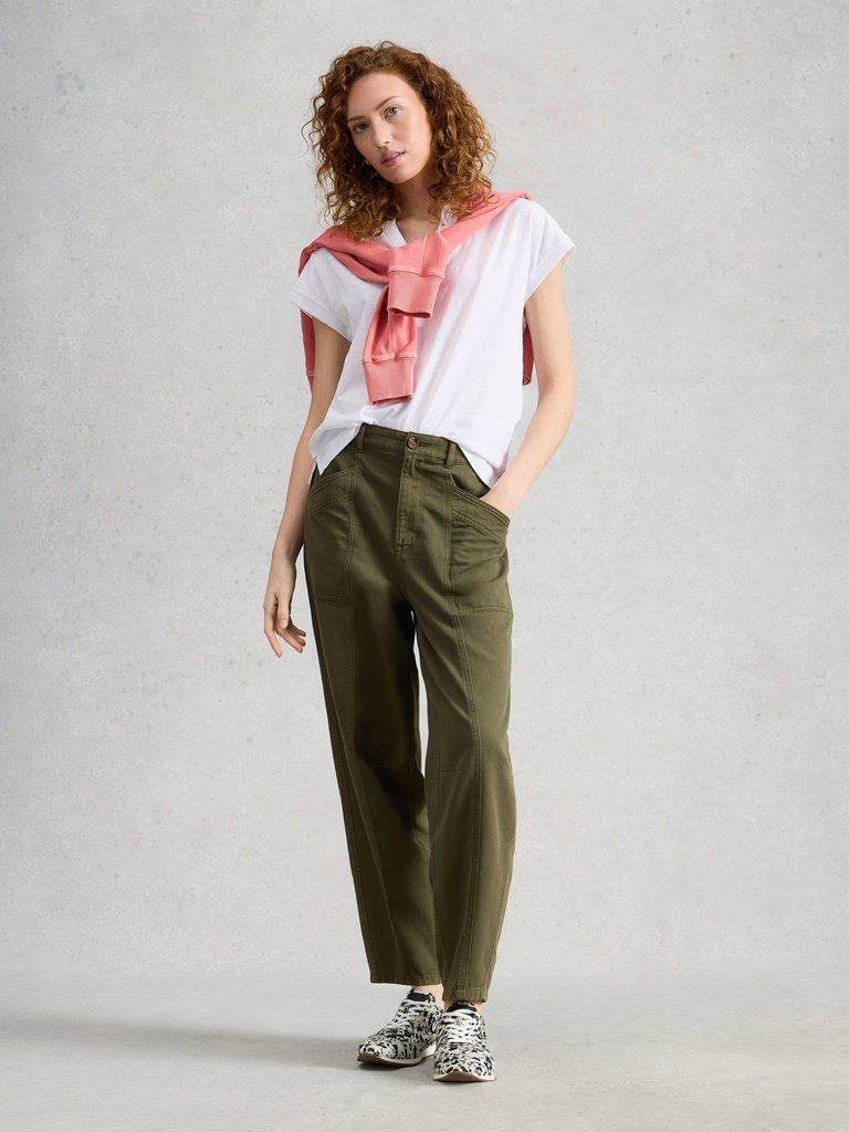 NINA NOTCH NECK TEE in BRIL WHITE - MODEL FRONT