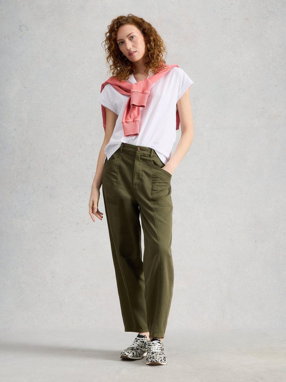 NINA NOTCH NECK TEE in BRIL WHITE - MODEL FRONT