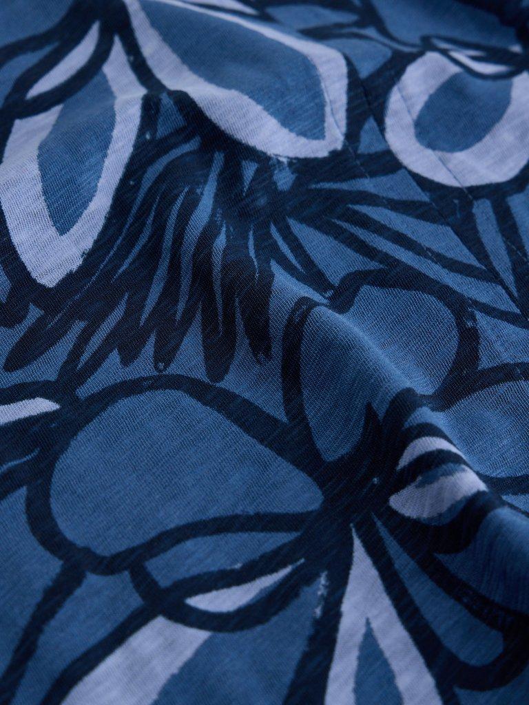 NELLY NOTCH NECK PRINTED TEE in BLUE PR - FLAT DETAIL