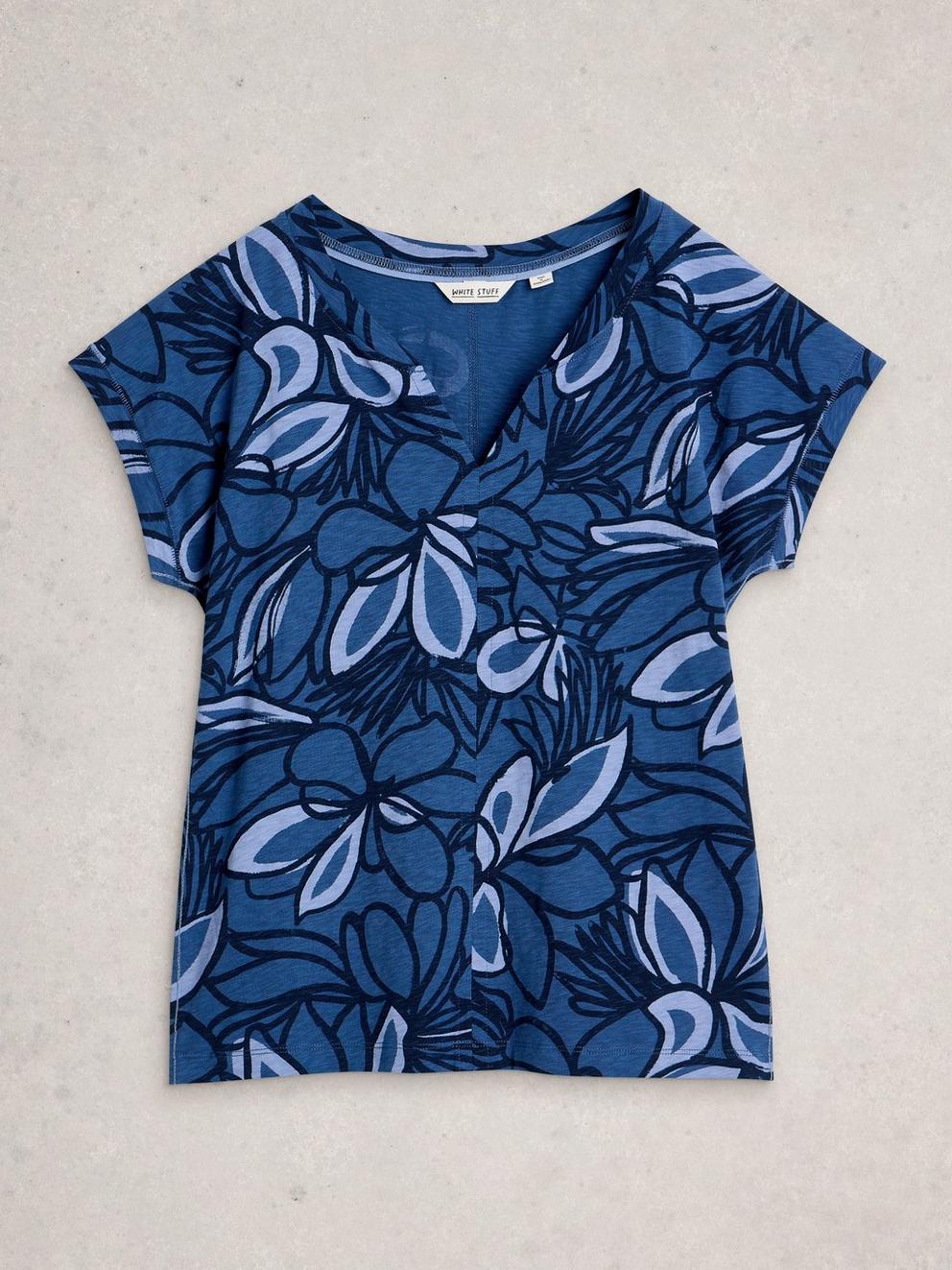 NELLY NOTCH NECK PRINTED TEE in BLUE PR - FLAT FRONT