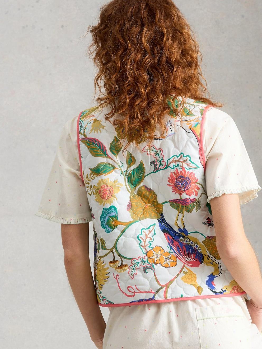 Mia Gilet in IVORY PR - MODEL BACK