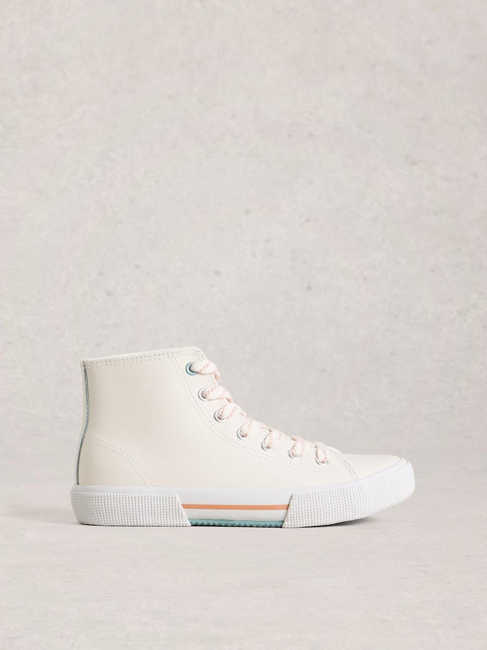 Pippa Leather HiTop Trainer in BRIL WHITE - LIFESTYLE