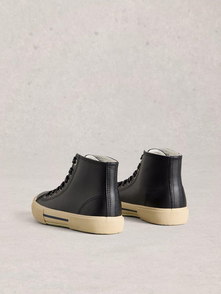 Pippa Leather HiTop Trainer in PURE BLK - FLAT BACK