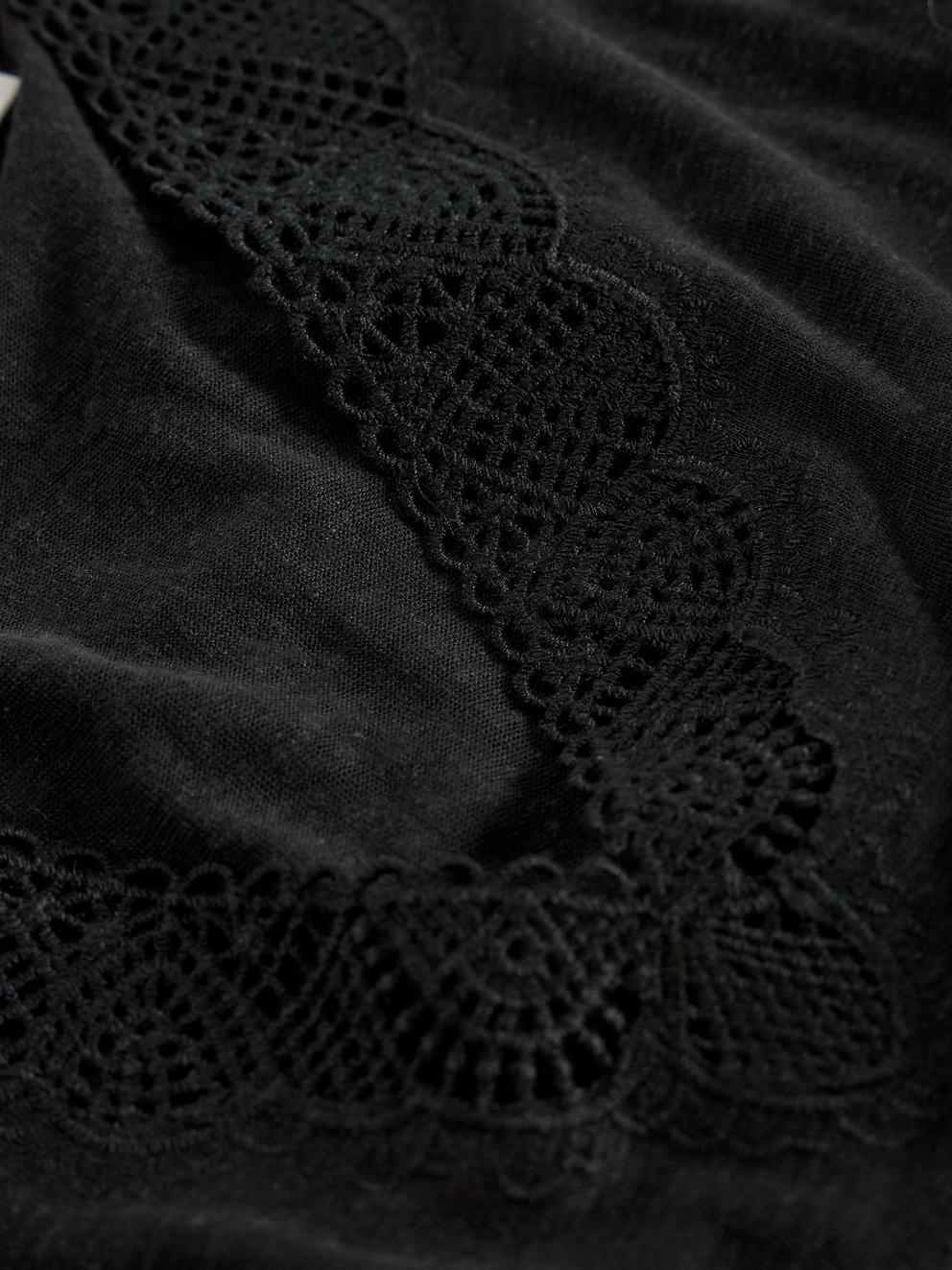 ELLIE LACE V NECK VEST in PURE BLK - FLAT DETAIL