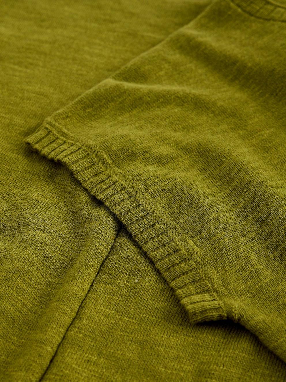 NOVA LINEN BLEND T-SHIRT in MID GREEN - FLAT DETAIL