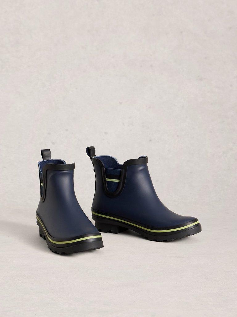 Puddle Wellie Boot in NAVY MULTI - FLAT FRONT