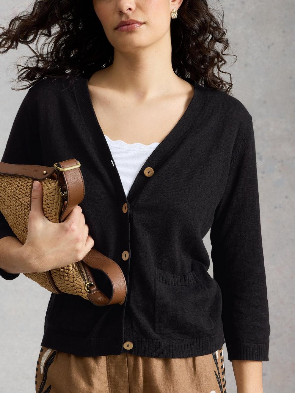 NOVA V NECK LINEN BLEND CARDI in PURE BLK - MODEL DETAIL