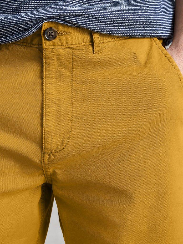 Sutton Organic Plain Chino Short in DP YELLOW - MODEL DETAIL