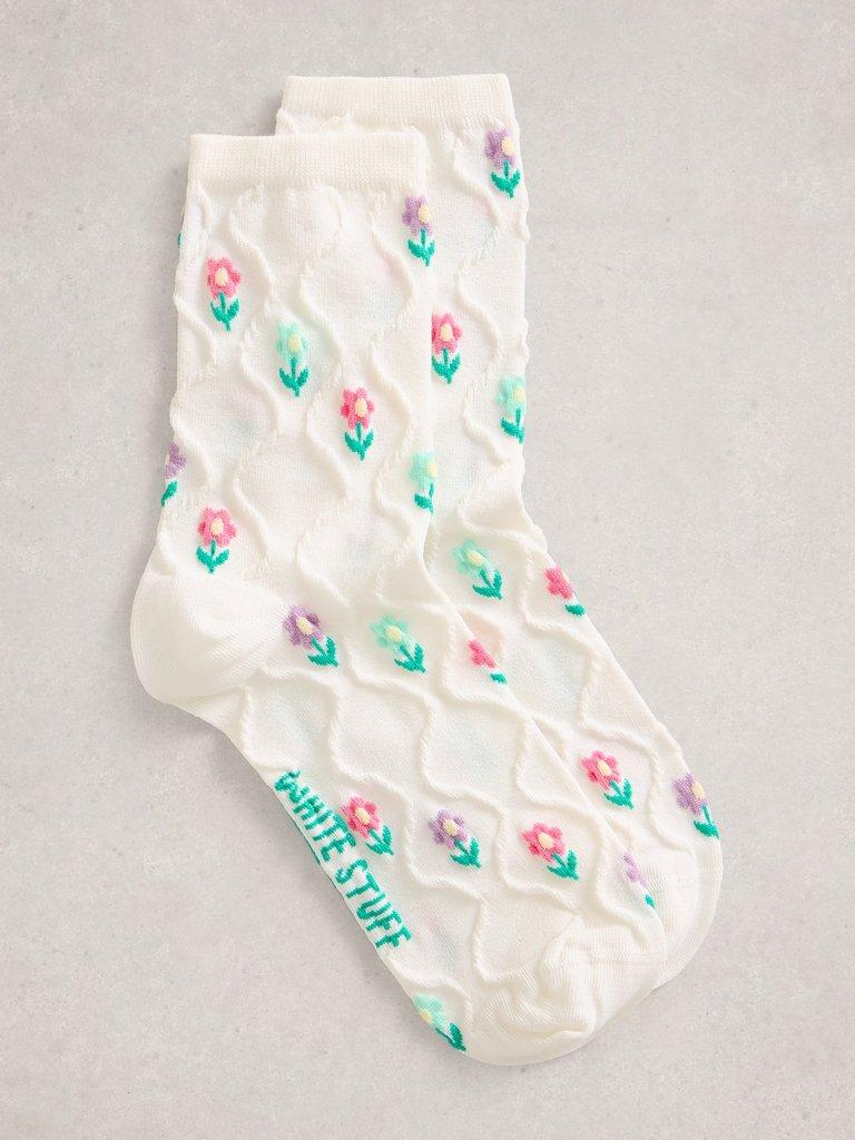 Textured Flower Ankle Sock in WHITE MLT - FLAT FRONT