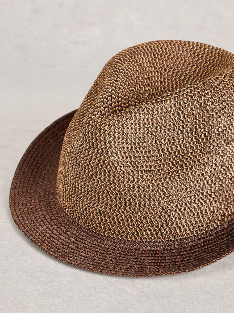 Trilby Textured Hat in DK NAT - FLAT DETAIL