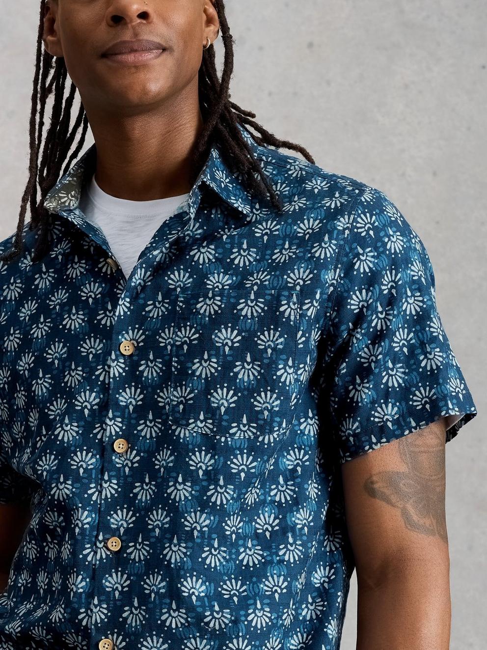 Finsbury SS Batik Print Shirt in NAVY PR - MODEL DETAIL