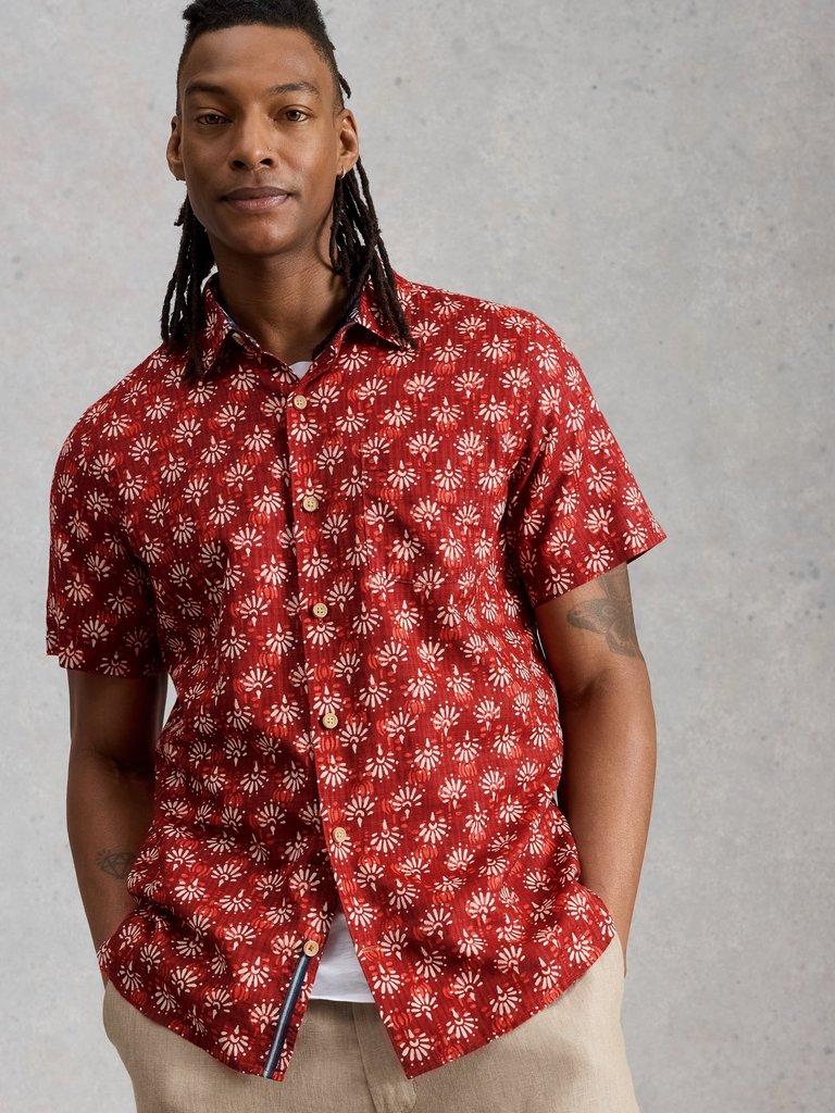 Finsbury SS Batik Print Shirt in RED PR - MODEL DETAIL