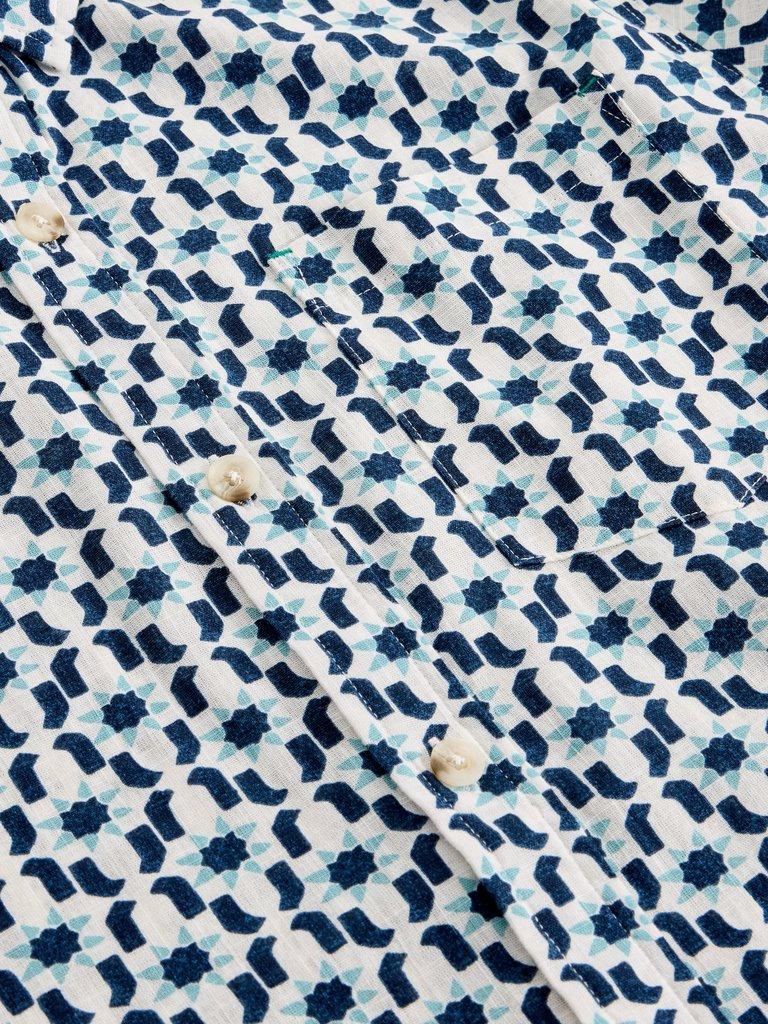 Finsbury SS Sun Print Shirt in WHITE PR - FLAT DETAIL