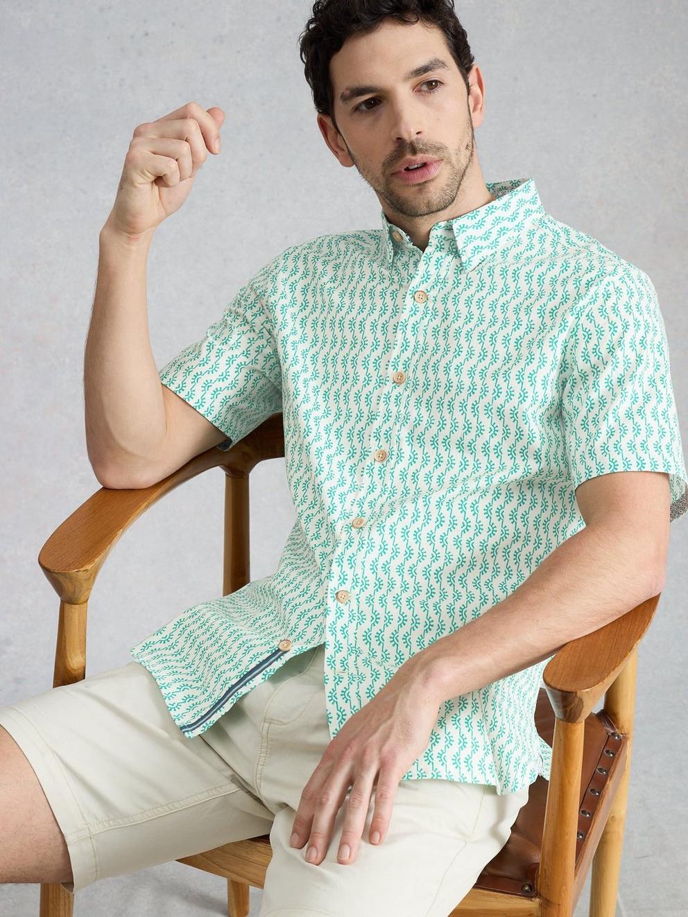 Salcombe SS Sunny Print Shirt in WHITE PR - LIFESTYLE