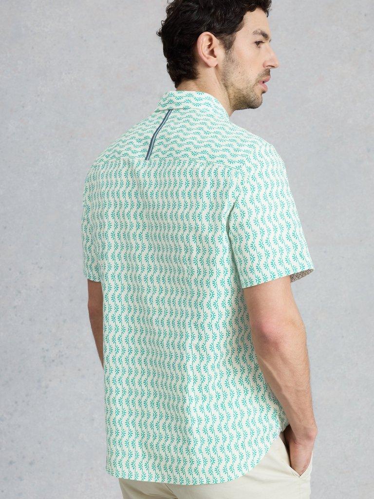 Salcombe SS Sunny Print Shirt in WHITE PR - MODEL BACK