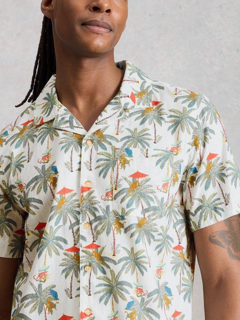 Hayle SS Monkey Print Shirt in WHITE PR - MODEL DETAIL