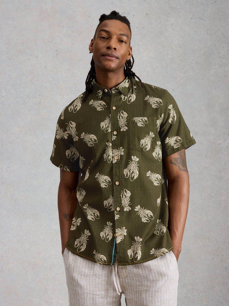Finsbury SS Shrimp Print Shirt in GREEN PR - MODEL DETAIL