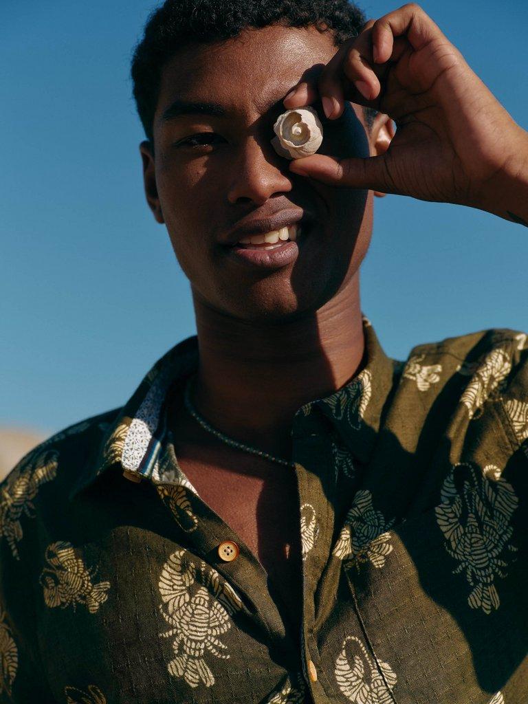 Finsbury SS Shrimp Print Shirt in GREEN PR - MIXED