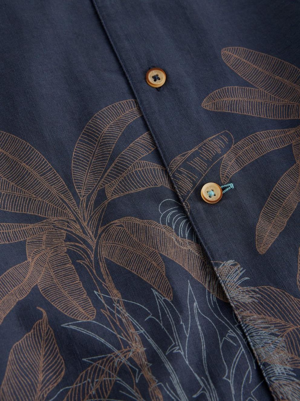 Hayle SS Border Print Shirt in NAVY PR - FLAT DETAIL