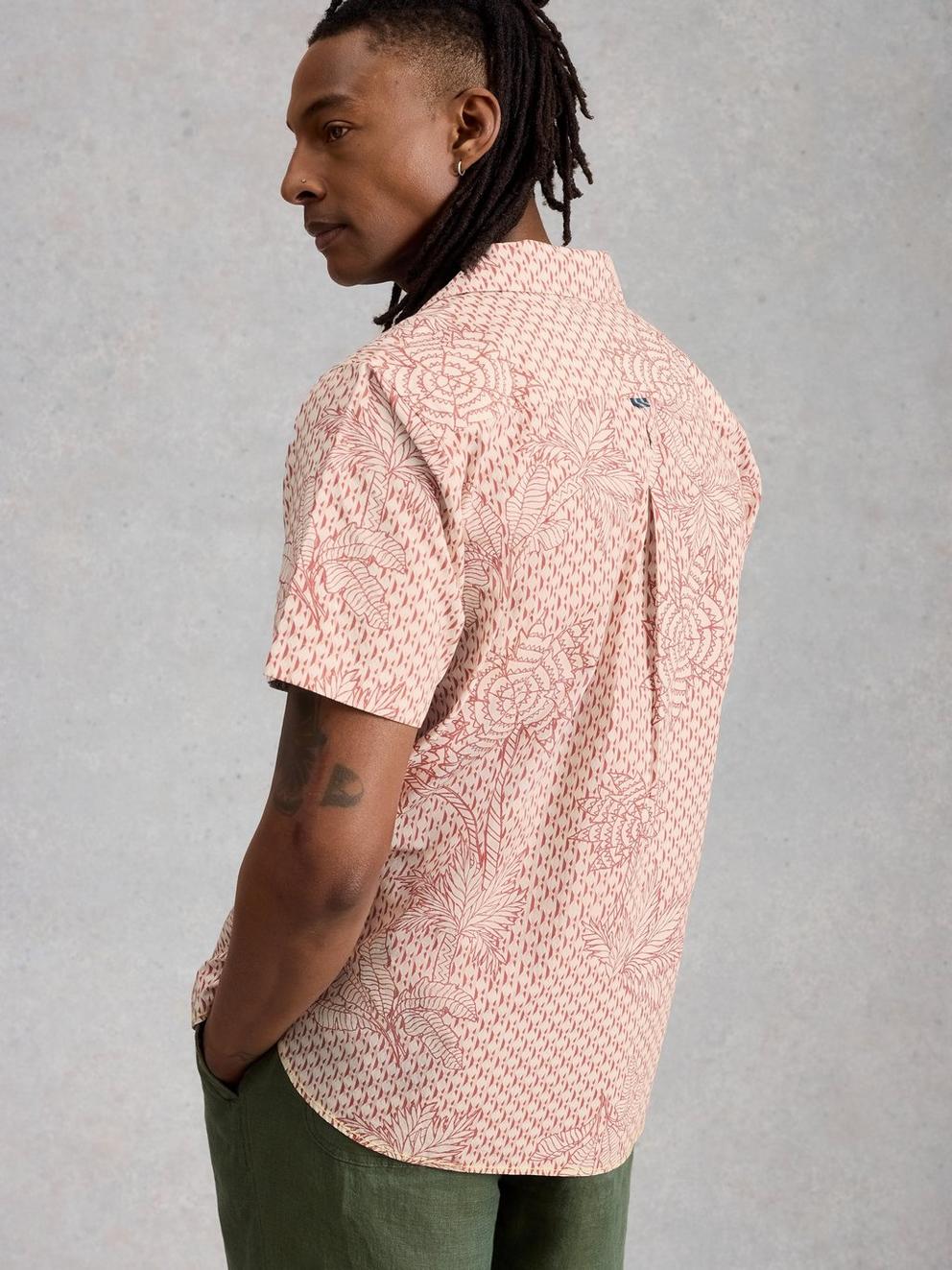 Hayle SS Palm Geo Print Shirt in PINK PR - MODEL BACK