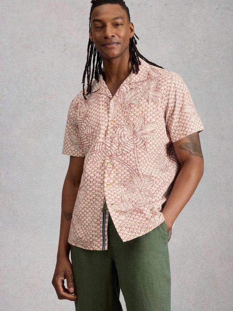 Hayle SS Palm Geo Print Shirt in PINK PR - MODEL DETAIL