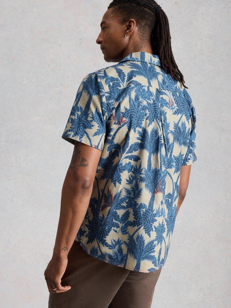 Hayle Palms Print Shirt in NAVY PR - MODEL BACK