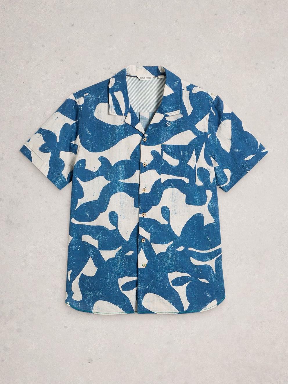 Hayle SS Abstract Print Shirt in BLUE PR - FLAT FRONT