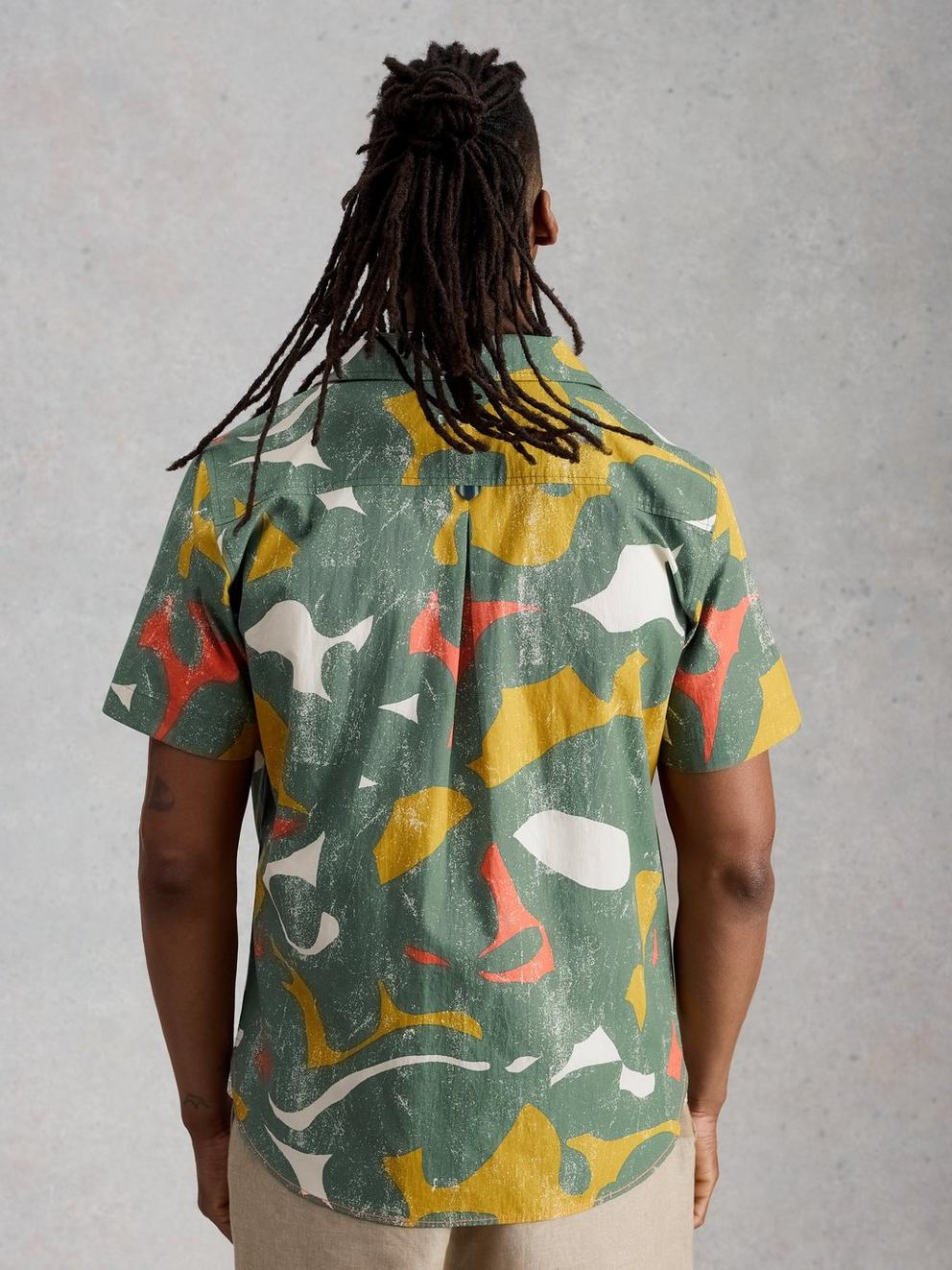Hayle SS Abstract Print Shirt in GREEN PR - MODEL BACK